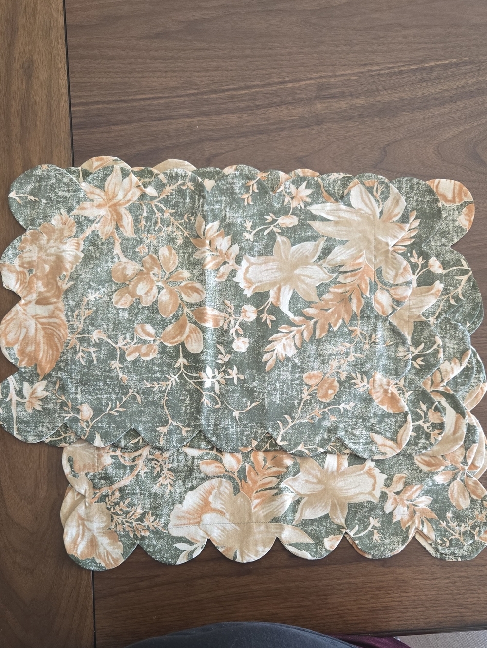 Floral Scalloped Placemats - Green and Beige Set Of 6